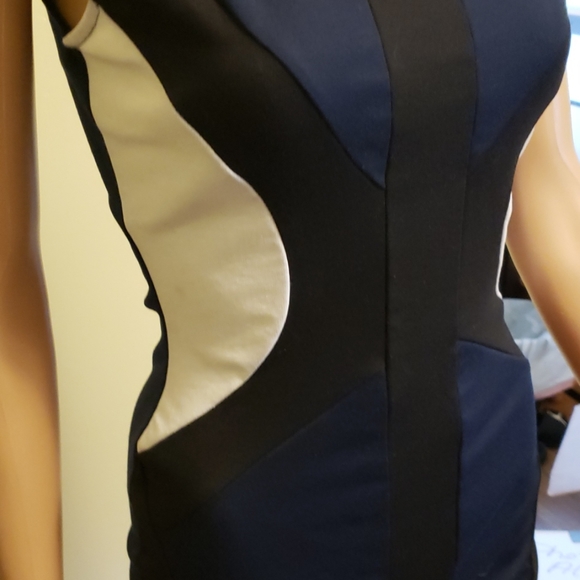 Charlatte russe fitted mini dress - Picture 3 of 7